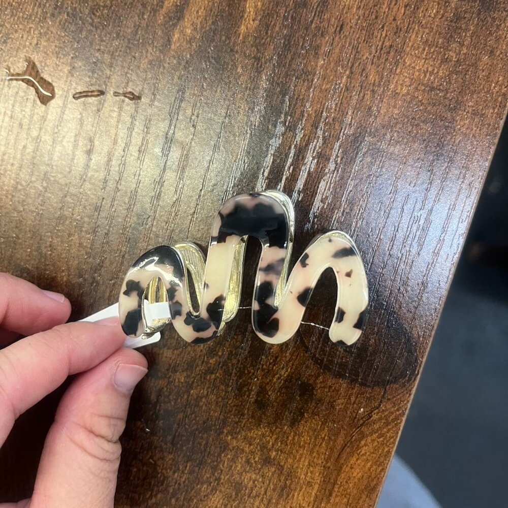 hair claw